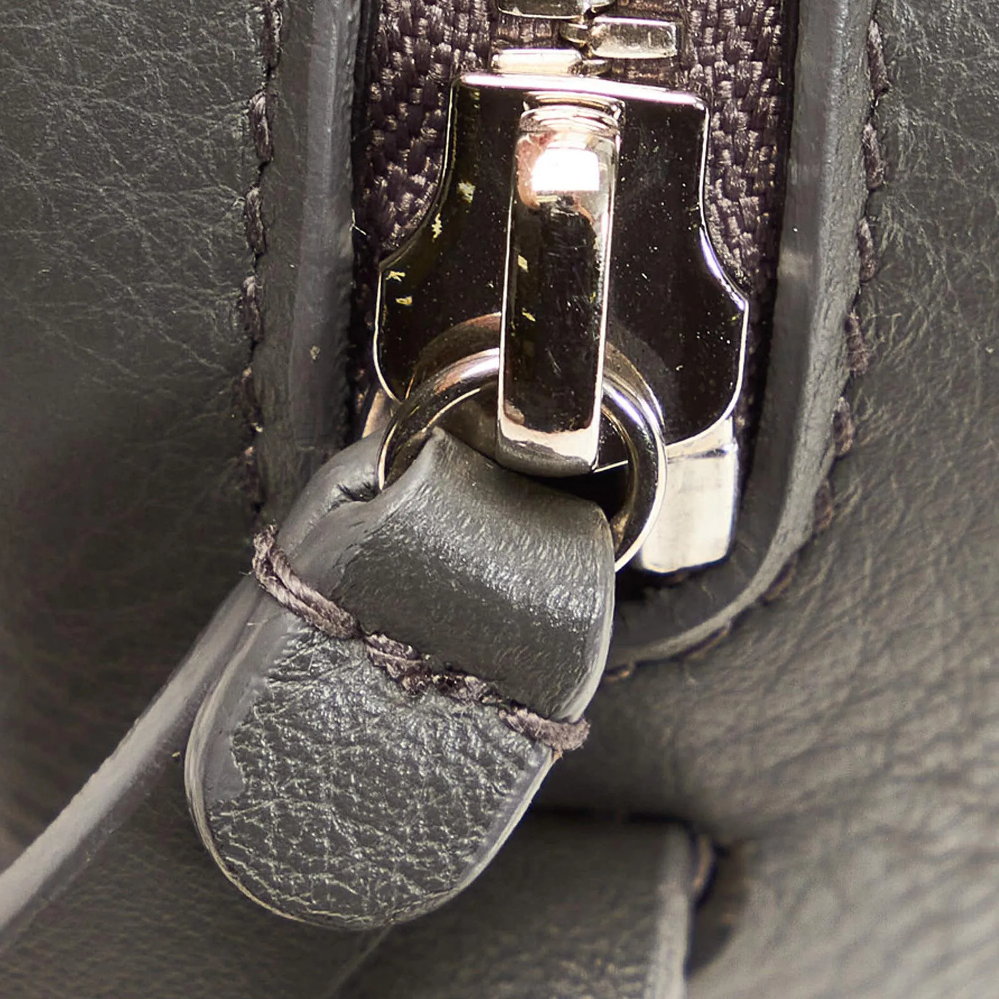 Balenciaga Everyday Crossbody (SHG-ACrwFy)