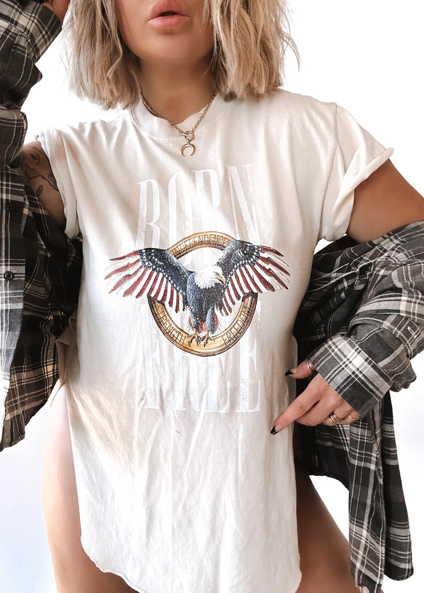 BORN FREE EAGLE SIDE SLIT TEE