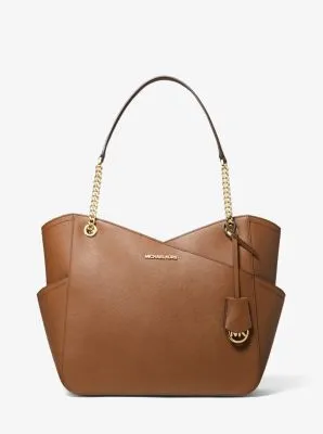 Jet Set Large Saffiano Leather Shoulder Bag | 55467