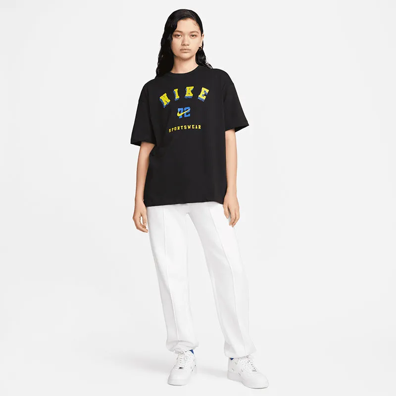 Nike Women's Sportswear T-Shirt