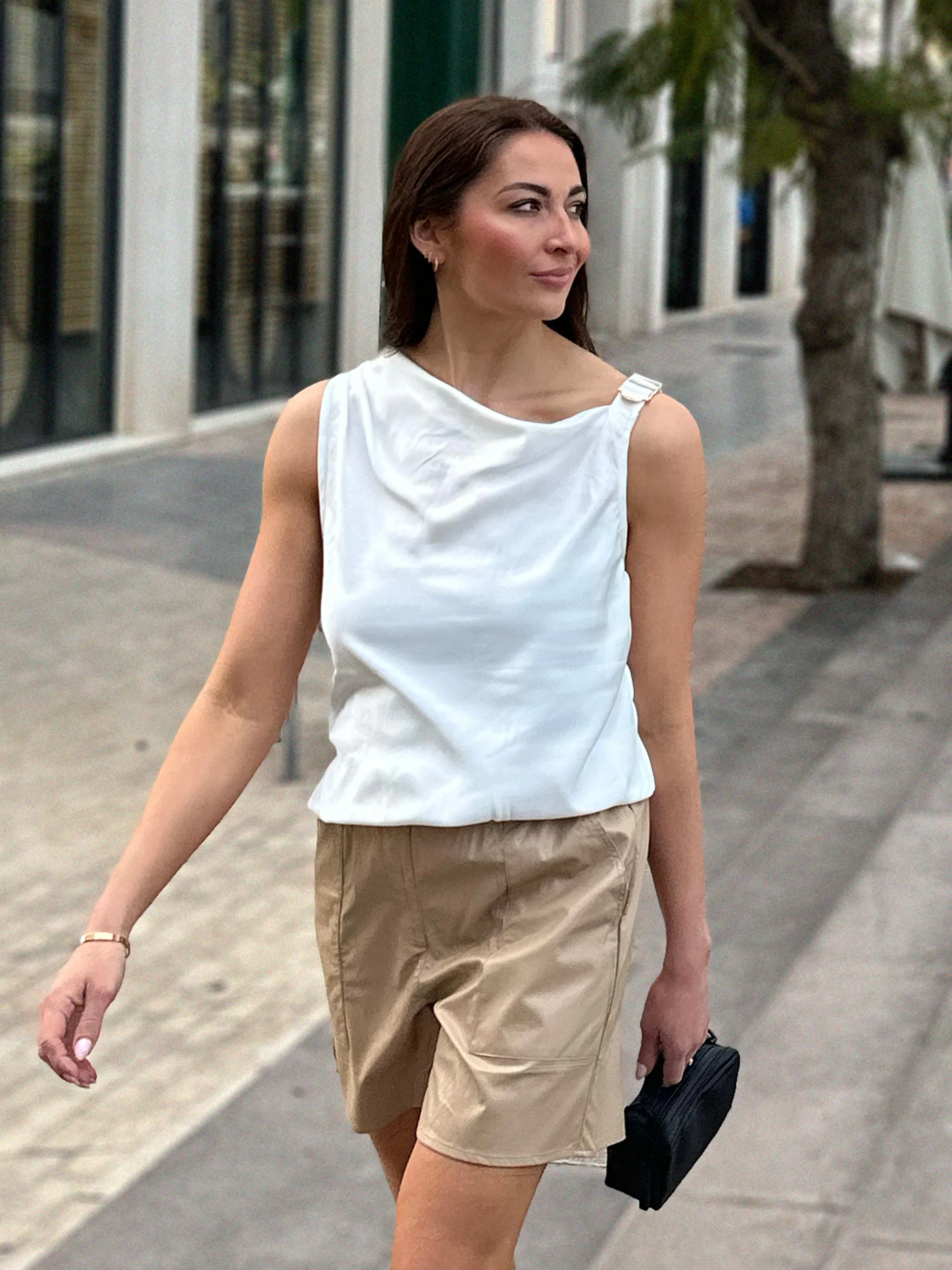 URA top - Creme