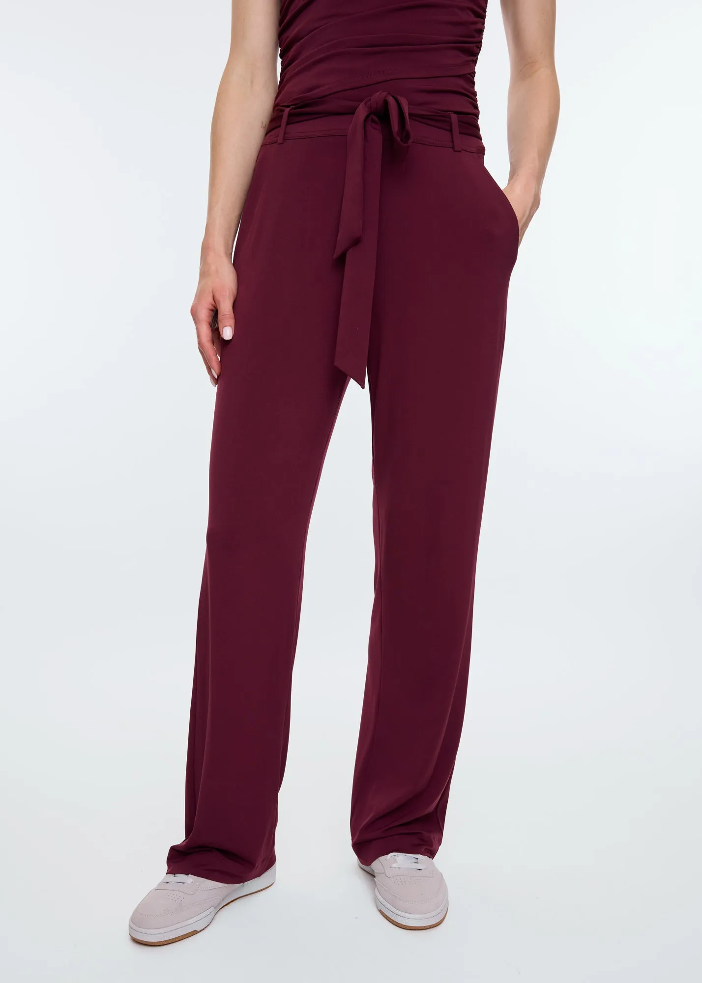 Wide leg belt chino