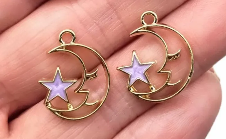 Y2K Charm Pendant - Moon & Star